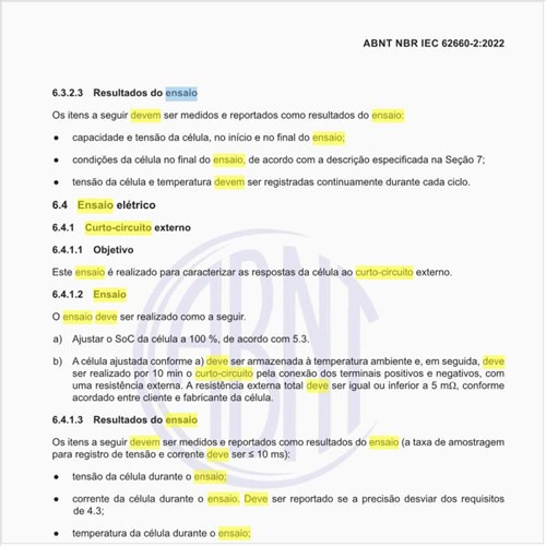 Como deve ser feito o ensaio de curto-circuito externo?