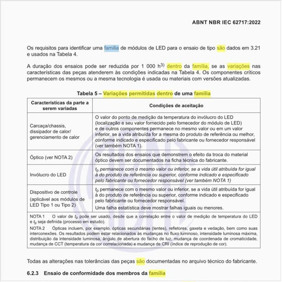 Quais são as variações permitidas dentro de uma família de módulos?