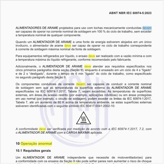 O que se deve fazer em caso de operação anormal do equipamento?