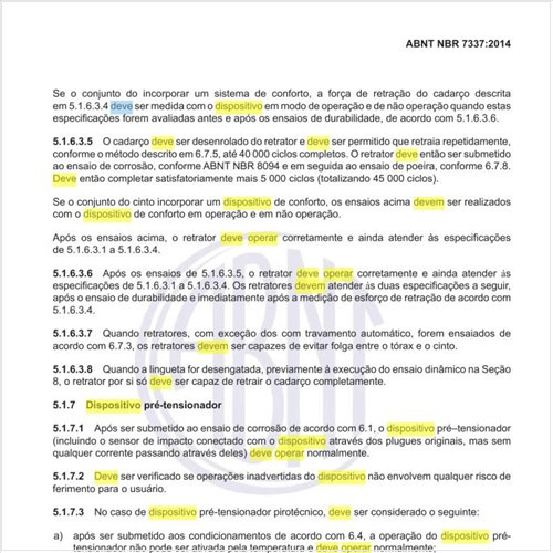 Como deve operar o dispositivo pré-tensionador?