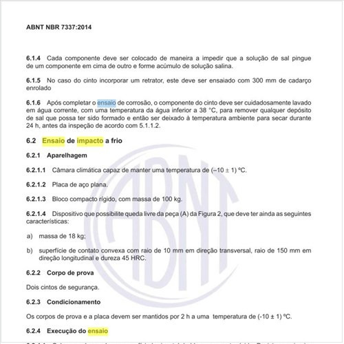 Como é executado o ensaio de impacto a frio?