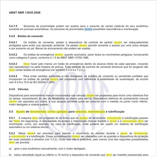 Como deve ser feito o projeto do ajuste de ferramental, ciclos (golpes) para ensaios, manutenção e lubrificação?