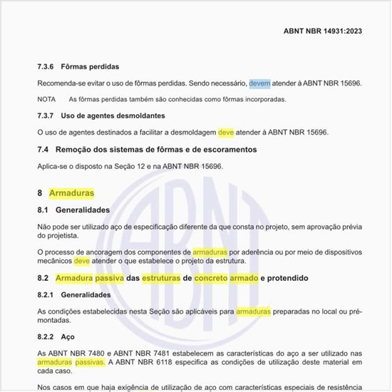 Como deve ser executada a armadura passiva das estruturas de concreto armado e protendido?