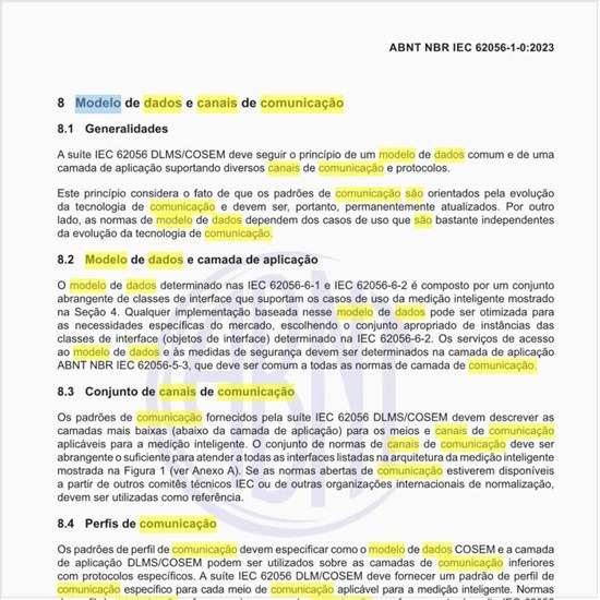 Como o modelo de dados e os canais de comunicação são compostos?