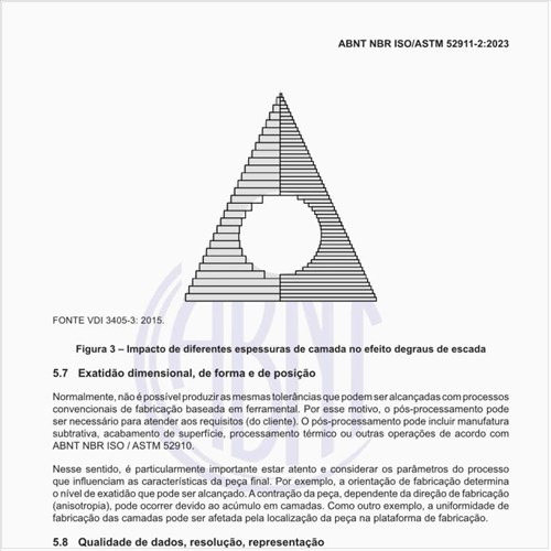 O que deve ser feito em relação à exatidão dimensional, de forma e de posição?