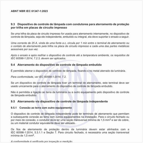 Como deve ser o aterramento via dispositivo de controle de lâmpada independente?