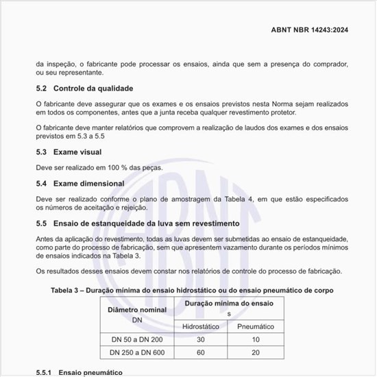 Qual deve ser a duração mínima do ensaio hidrostático ou do ensaio pneumático de corpo?