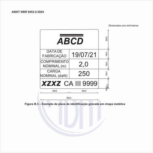 Qual pode ser um exemplo de placa de identificação gravada em chapa metálica?