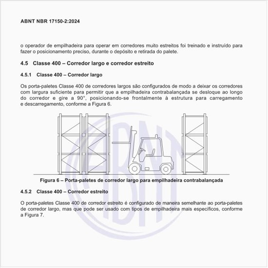 Como deve ser o porta-paletes de corredor estreito com empilhadeira retrátil?