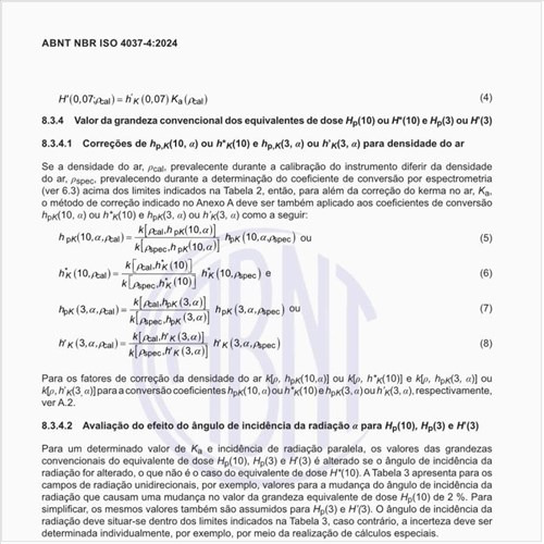 Como realizar a avaliação do efeito do ângulo de incidência da radiação a para Hp(10), Hp(3) e H’(3)?