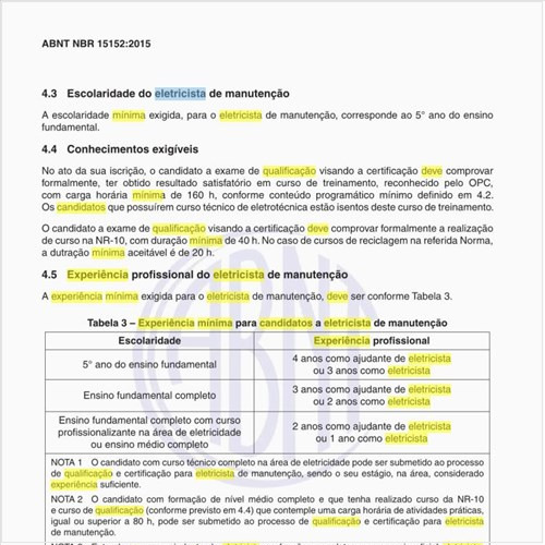 Qual deve ser a experiência mínima para candidatos a eletricista de manutenção?