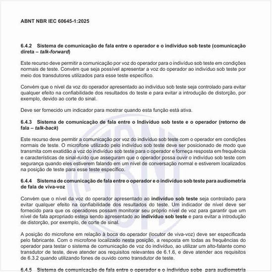 Quais são os requisitos de comunicação de fala entre operador e indivíduo sob teste?