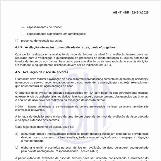 O que deve conter o parecer técnico em avaliação de risco de árvores?