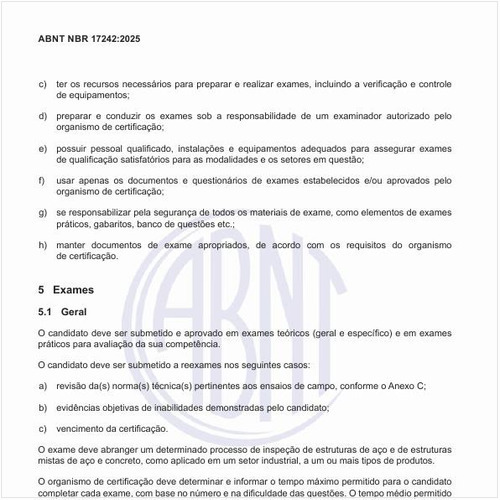 Por que os candidatos devem ser submetidos e aprovados em exames teóricos?