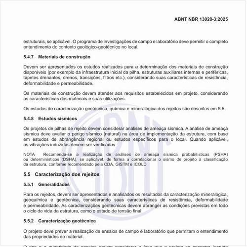 Como deve ser realizada a caracterização dos rejeitos?