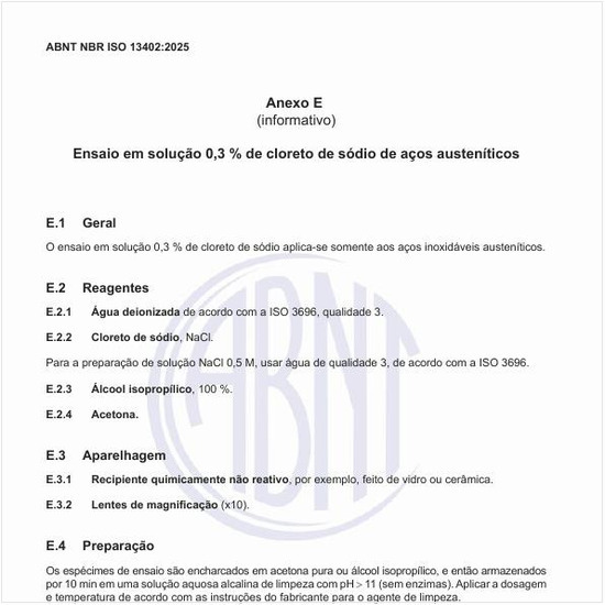 Como proceder no ensaio em solução 0,3% de cloreto de sódio de aços austeníticos?