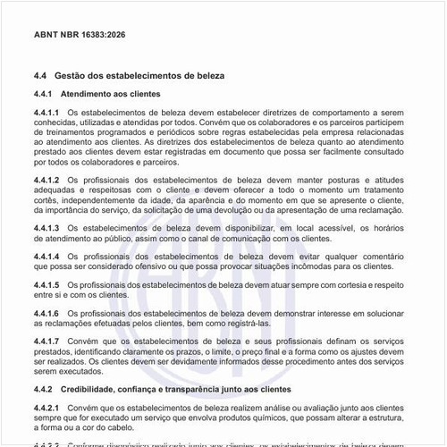 Por que se deve estabelecer diretrizes para o atendimento aos clientes?