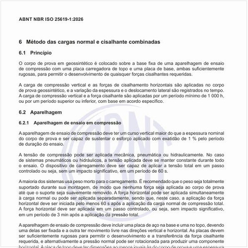 Qual deve ser a aparelhagem de ensaio em compressão?