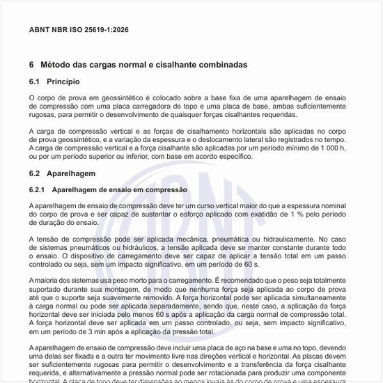 Qual deve ser a aparelhagem de ensaio em compressão?