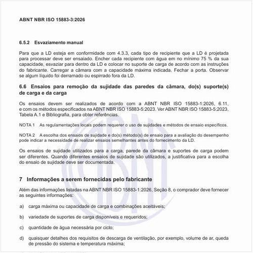 Como devem ser feitos os ensaios para remoção da sujidade das paredes da câmara, do(s) suporte(s) de carga e da carga?