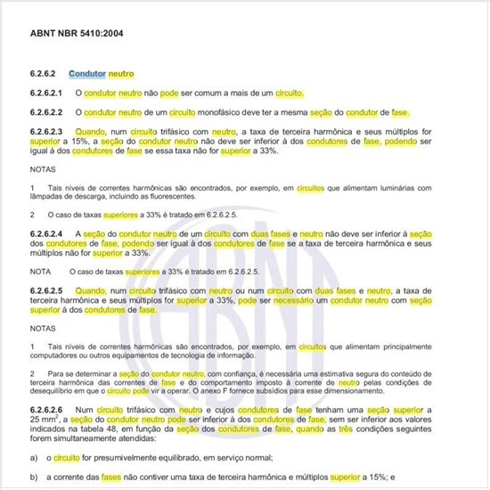 Quando pode ser necessário um condutor neutro com seção superior à dos condutores fase, em circuitos com duas ou três fases e neutro?