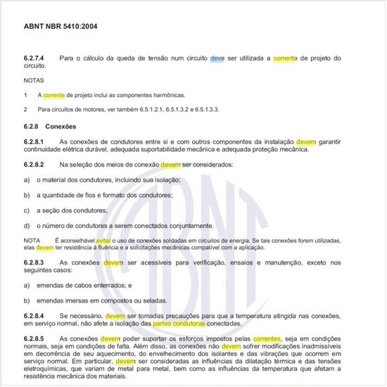 O que deve ser feito para evitar que partes condutoras de corrente energizem partes metálicas normalmente isoladas das partes vivas?