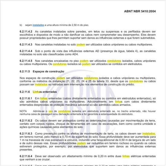 Quais tipos de condutores podem ser instalados em linhas sobre isoladores e quais as limitações para o uso de barras?