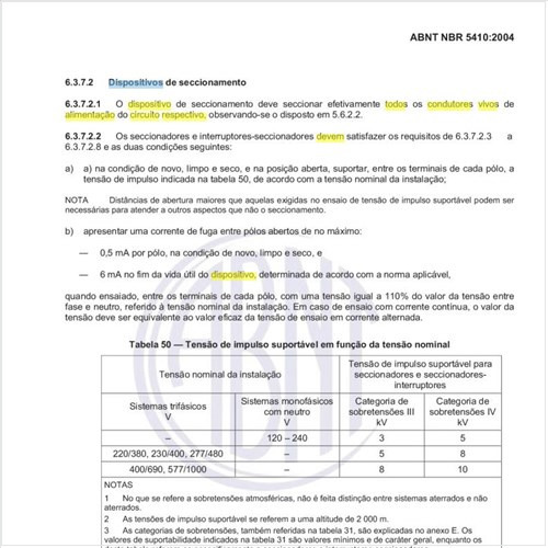 Todos os condutores vivos de alimentação do respectivo circuito devem ser seccionados pelo dispositivo de seccionamento?