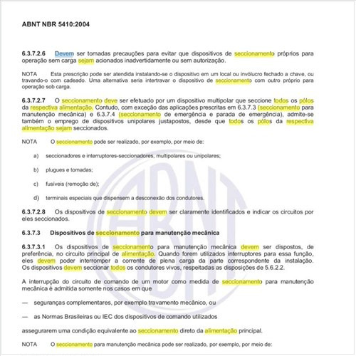 Como deve ser feito o seccionamento de modo que seja assegurado que todos os pólos da respectiva alimentação sejam seccionados?