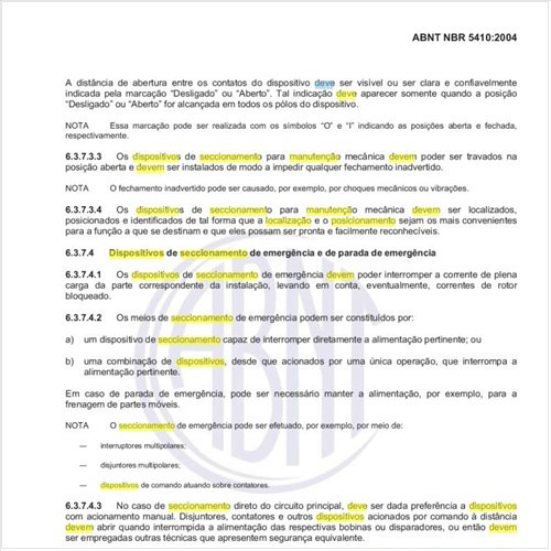 Como deve ser a localização, o posicionamento e a identificação dos dispositivos de seccionamento para manutenção mecânica?