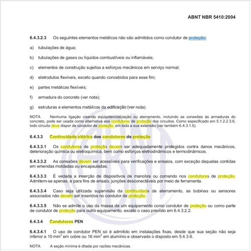 Como deve ser protegida a continuidade elétrica dos condutores de proteção (PE)?