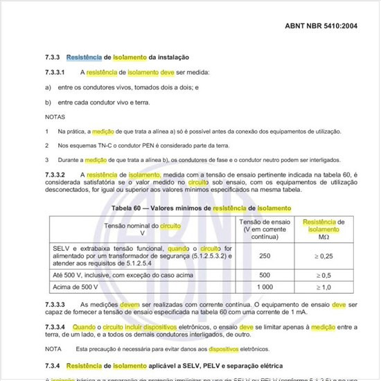 Como deve ser feita a medição da resistência de isolamento quando o circuito incluir dispositivos eletrônicos?