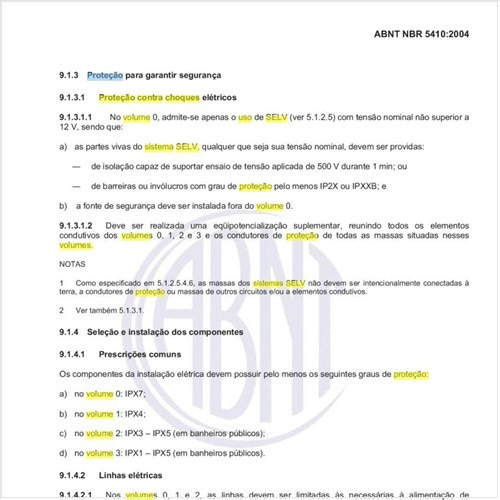 Em que condições é admitido o uso de sistema SELV no volume 0 de locais contendo banheira ou chuveiro, visando proteção contra choques elétricos?