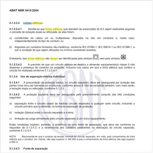 Como devem ser limitadas as linhas elétricas em conformidadeos volumes dos locais contendo banheira ou chuveiro em que se situam?