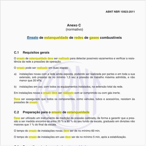 Como deve ser realizado o ensaio de estanqueidade das redes de gases combustíveis?