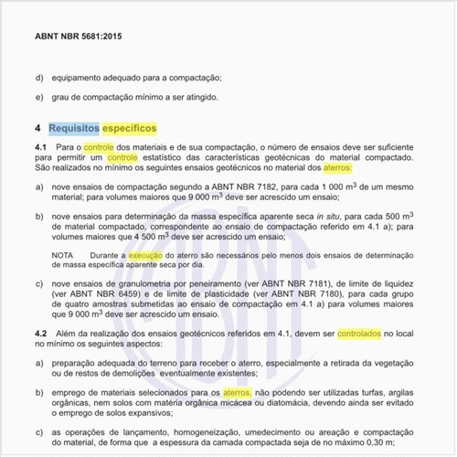 E quanto aos requisitos específicos para o controle tecnológico da execução de aterros em obras de edificações?