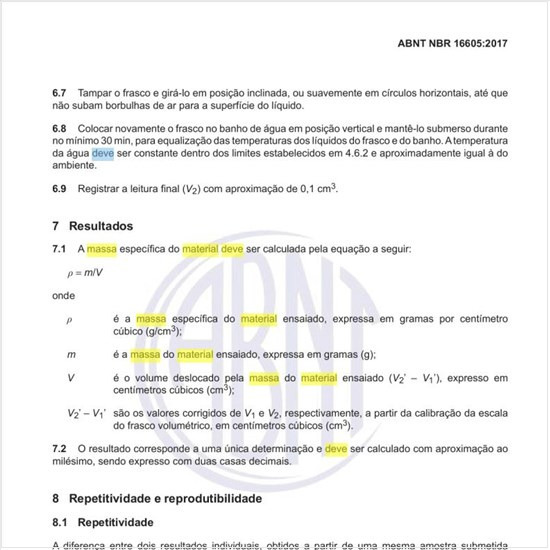 Como a massa específica do material deve ser calculada?