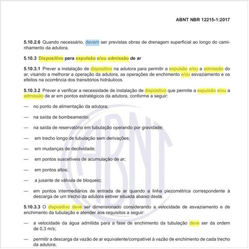 Como deve ser o dispositivo para expulsão e/ou admissão de ar?