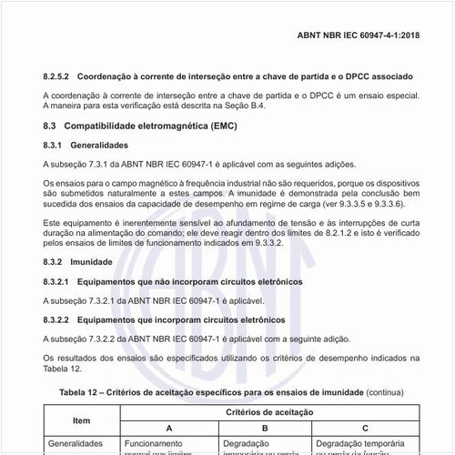 Quais são os critérios de aceitação específicos para os ensaios de imunidade?