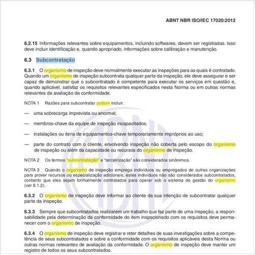 Como pode ser feita a subcontratação de um organismo de inspeção?