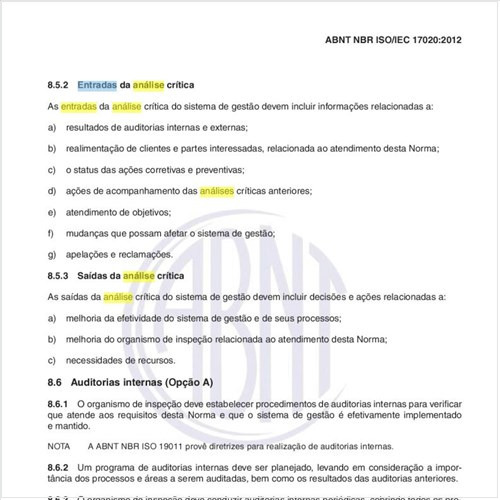 Quais são as entradas da análise crítica?