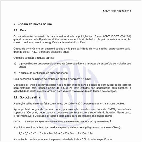 Como deve ser feito o ensaio de névoa salina?