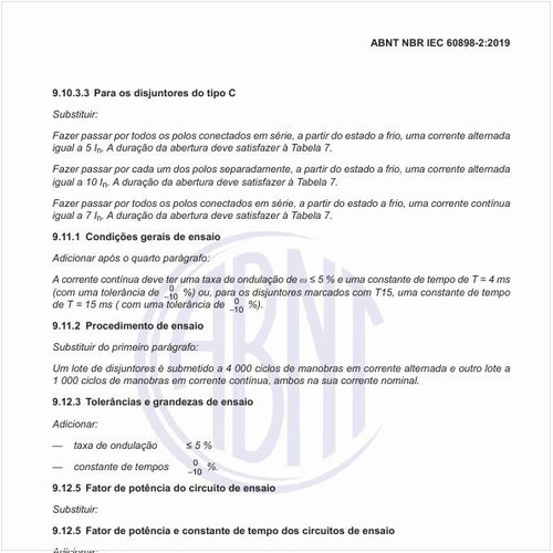 Qual o fator de potência e constante de tempo dos circuitos de ensaio?