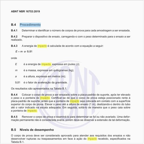 Qual o procedimento para a verificação da resistência ao impacto em laminados em poliéster reforçado com fibras de vidro?