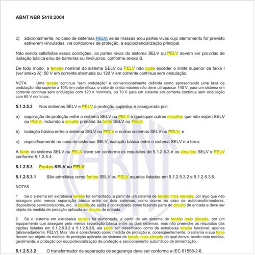 Quando uma fonte eletroquímica, ou outra fonte que não dependa de circuitos de tensão mais elevada, pode ser usada como fonte PELV ou SELV?
