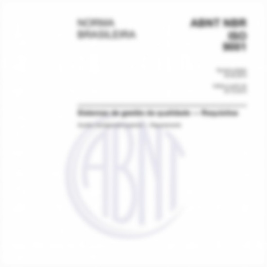 Como deve ser executado o ensaio de pressão nos dispositivos?