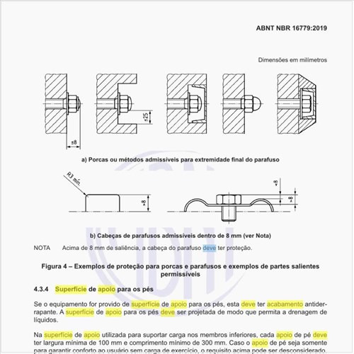 Como deve ser executado o acabamento da superfície de apoio para os pés?