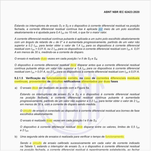Como deve ser feita a verificação do funcionamento correto, no caso de correntes diferenciais residuais contínuas, provenientes de circuitos retificadores alimentados por duas fases?
