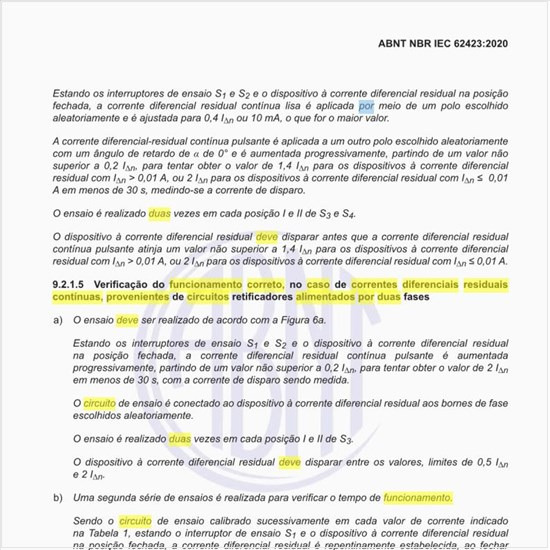 Como deve ser feita a verificação do funcionamento correto, no caso de correntes diferenciais residuais contínuas, provenientes de circuitos retificadores alimentados por duas fases?