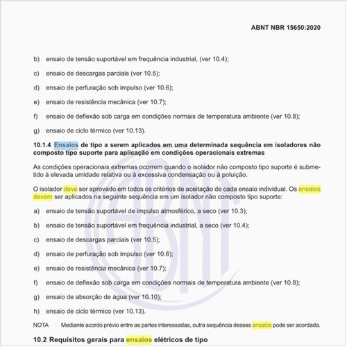 Qual deve ser o arranjo de montagem padronizado para ensaios elétricos?